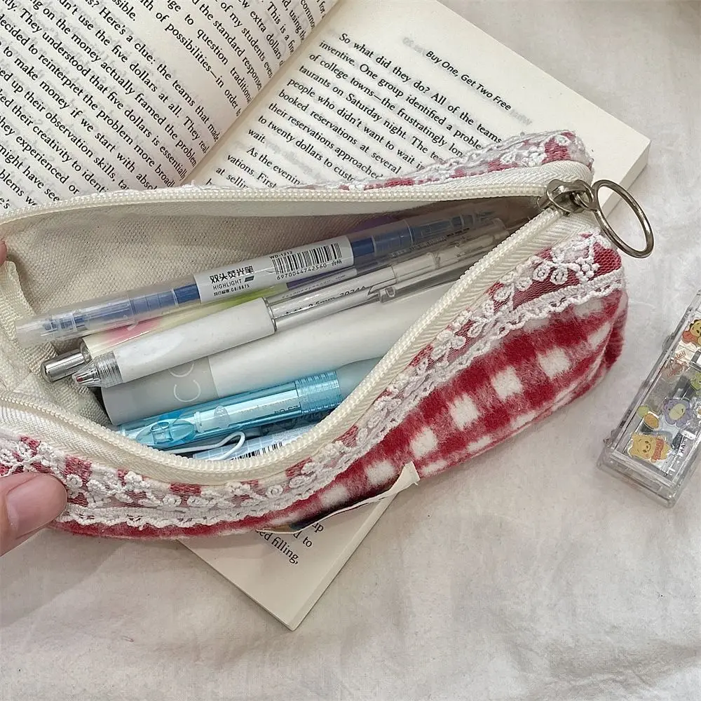 Astuccio scozzese in peluche Kawaii Astuccio per cosmetici dolce e carino Borsa con cerniera Morbida tasche da toilette da viaggio di grande capacità Studente