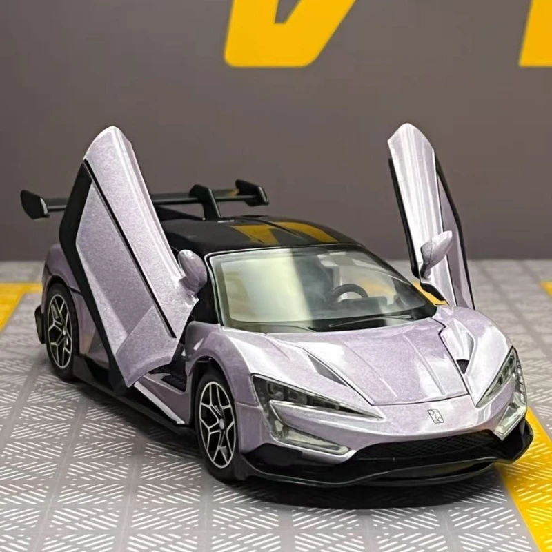 

1:32 LOOK UP AT U9 Sports Car Alloy Model Ornament With Sound and Light Return Force Toy Car Model Gift
