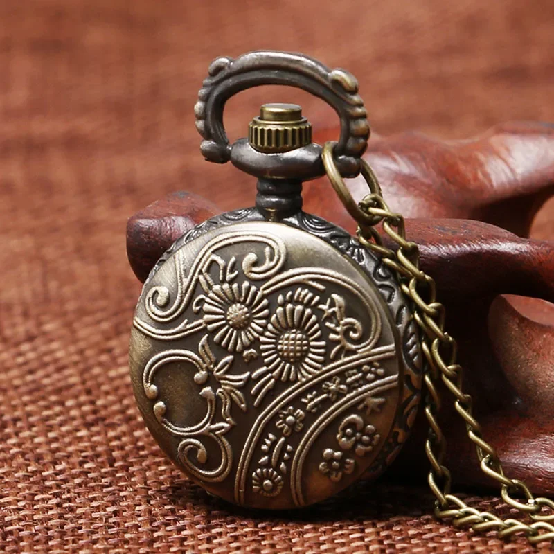 Steampunk Small Size Mini Pocket Watch with Engraved Canvas Boat Pattern Arabic Number Quartz Display Necklace Chain Timepiece