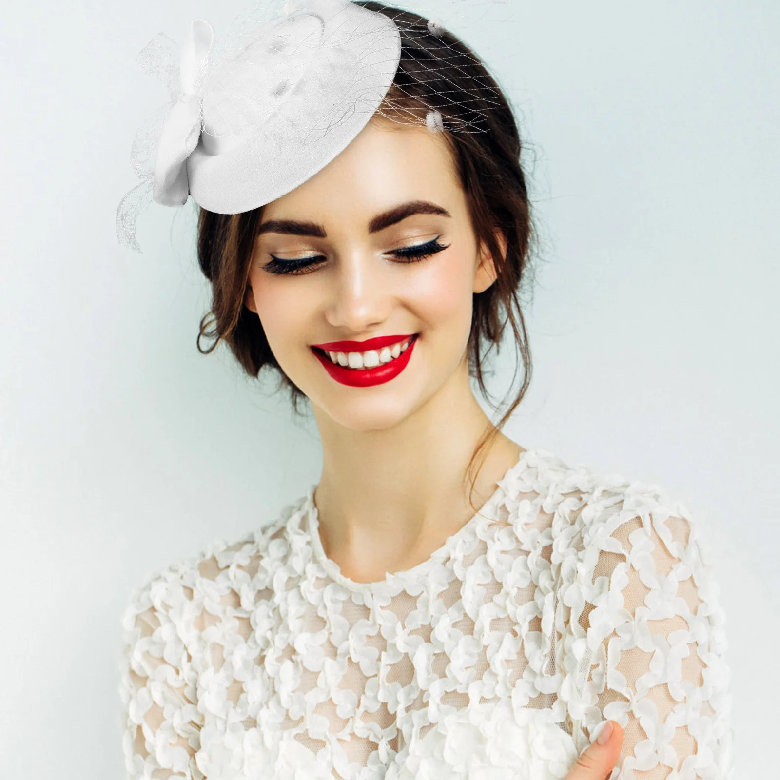 

Elegant Wedding Fascinator Hat Bridal Headpiece Tea Party Banquet Decorative Mesh Lace Bride Hair Accessory Fascinator Hat