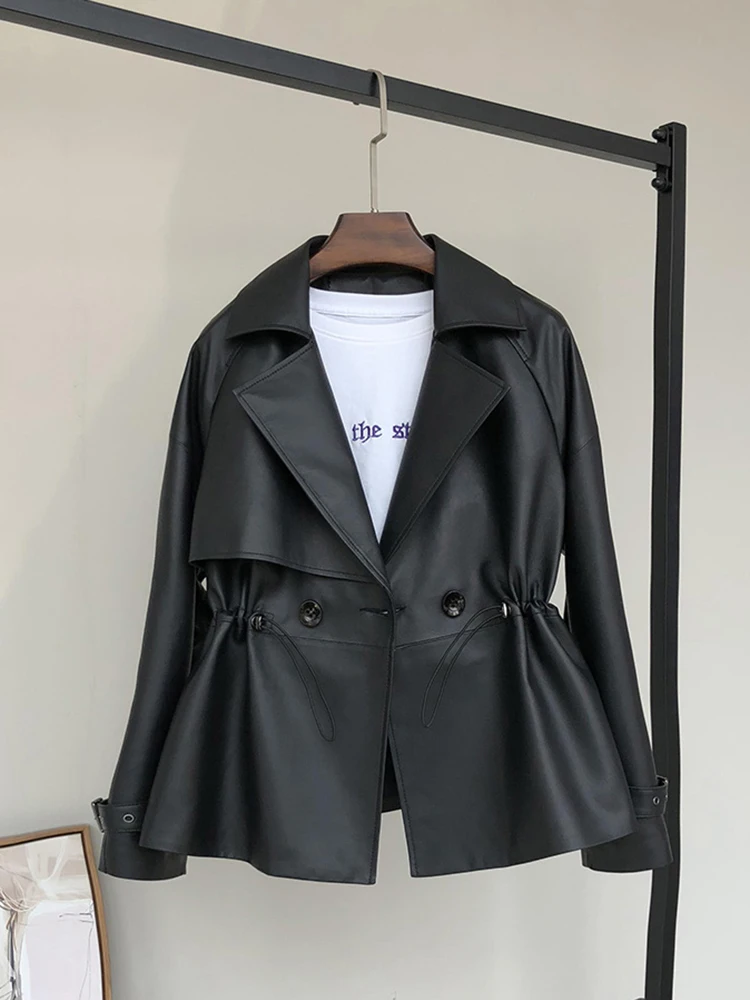 Nerazzurri Frühlings-Trenchcoat in Schwarz, kurz, weiches Kunstleder, für Damen, Raglanärmel, Kordelzug, Revers, zweireihig, modisch