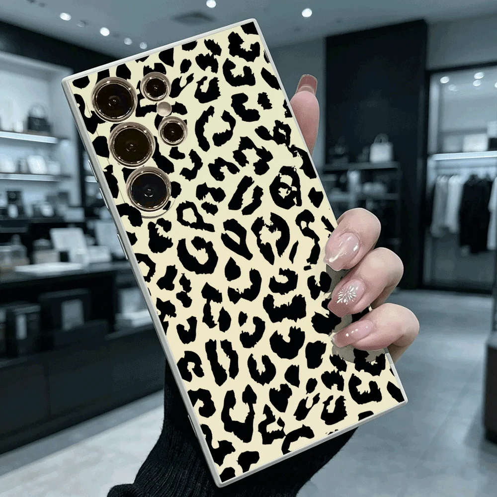 Schwarz-weißes Leopardenmuster Handyhülle für Samsung S26 S25 S24 S23 S22 Ultra FE A17 A27 A57 Stoßfeste Rückabdeckung