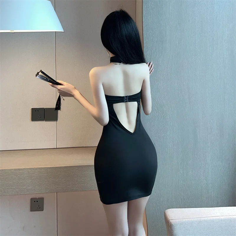 Pakaian Dalam Wanita Gaya Retro Tiongkok Cheongsam Berongga Seksi Gaun Mini Ramping Punggung Terbuka Halter Klub Malam Seragam Panggung Qipao