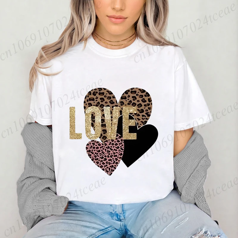 Heart Leopard Retro T-shirt for Women Clothing Short Sleeve Round Neck Loose Large Size Casual Top Oversized T-Shirts Clothes