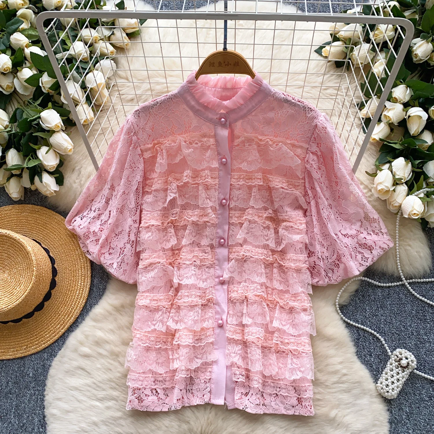 2025 여름 신상 여성 캐주얼 레이스 싱글 버튼 짧은 랜턴 소매 O넥 단색 셔츠 여성 의류 탑