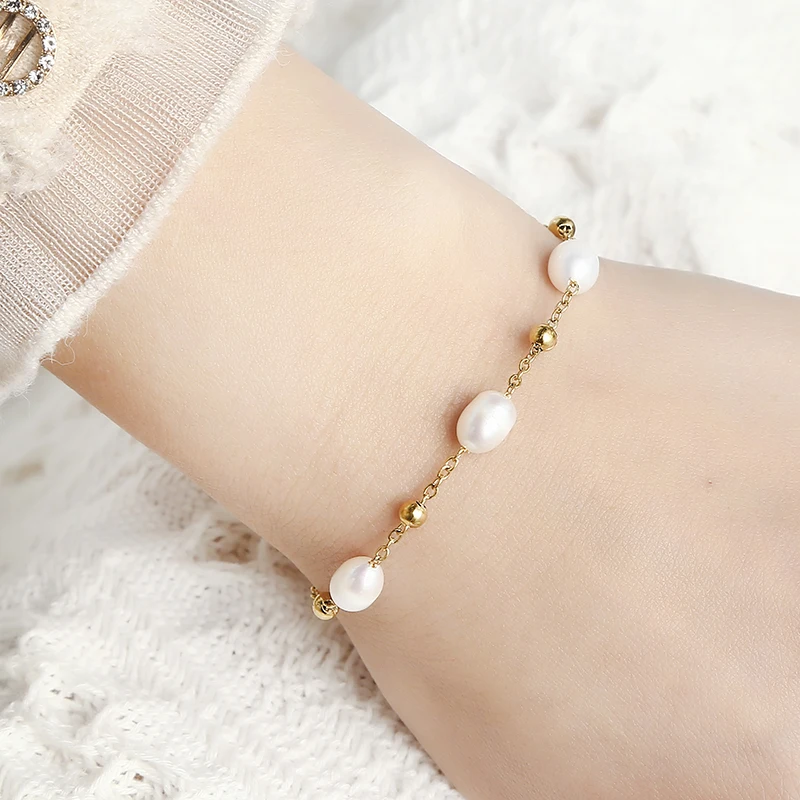 HuPo.HuTu. New Charm Jewelry Women\' Gift Freshwater Pearl Chain Waterproof 18K Gold Plated Bead Wrapped Stainless Steel Bracelet