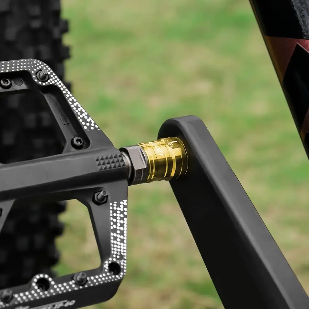 

1 Pair Titanium Alloy Pedal Extender 20MM 9/16 Bicycle Pedal Extension Bolts Stable Wear Resistant Bike Pedal Axle Extenders