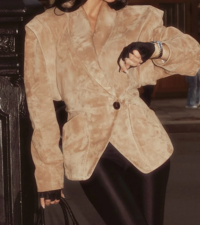 Elegant Temperament V-neck Solid Color Slim Fit Splicing Waist Solid Color Jacket Jacket 2025 New Model