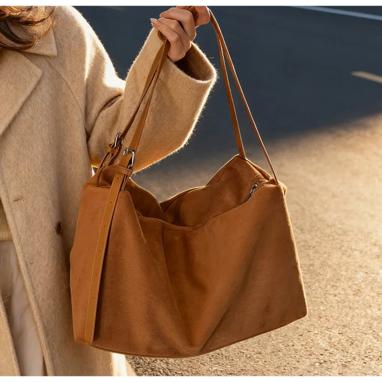 

2025 Suede Shoulder Bag, Vintage Commuter Tote for Women, Spacious Lazy Girl Crossbody, Minimalist Day to Night Bag, Textured