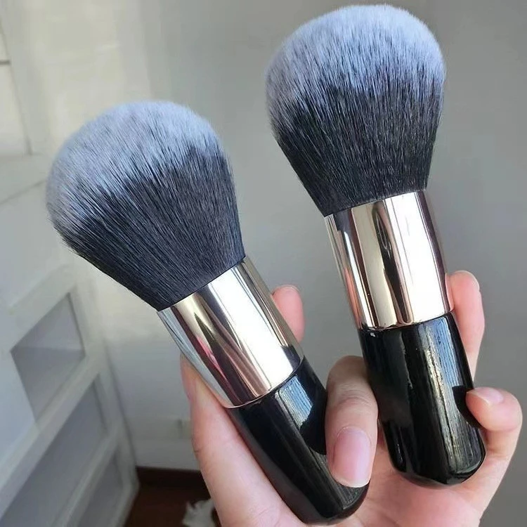 Chubby Jumbo Powder Blush Brush, Fluffy Oversized Face Brush for Seamless Blending Ultra-soft Bristles Non-absorbent Makeup Tool