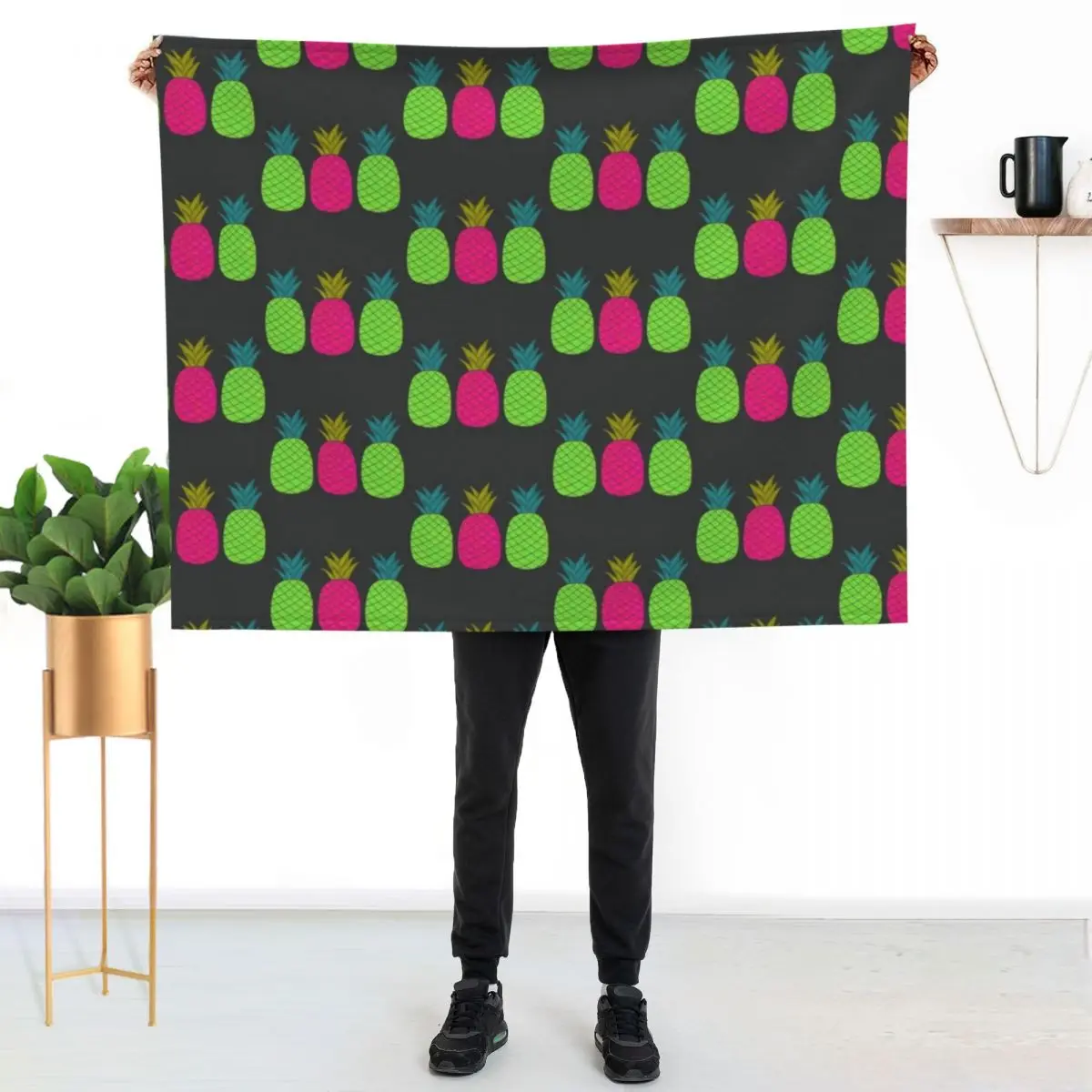 pineapple Throw Blanket Cozy Napping Blanket Gift for Mom Dad