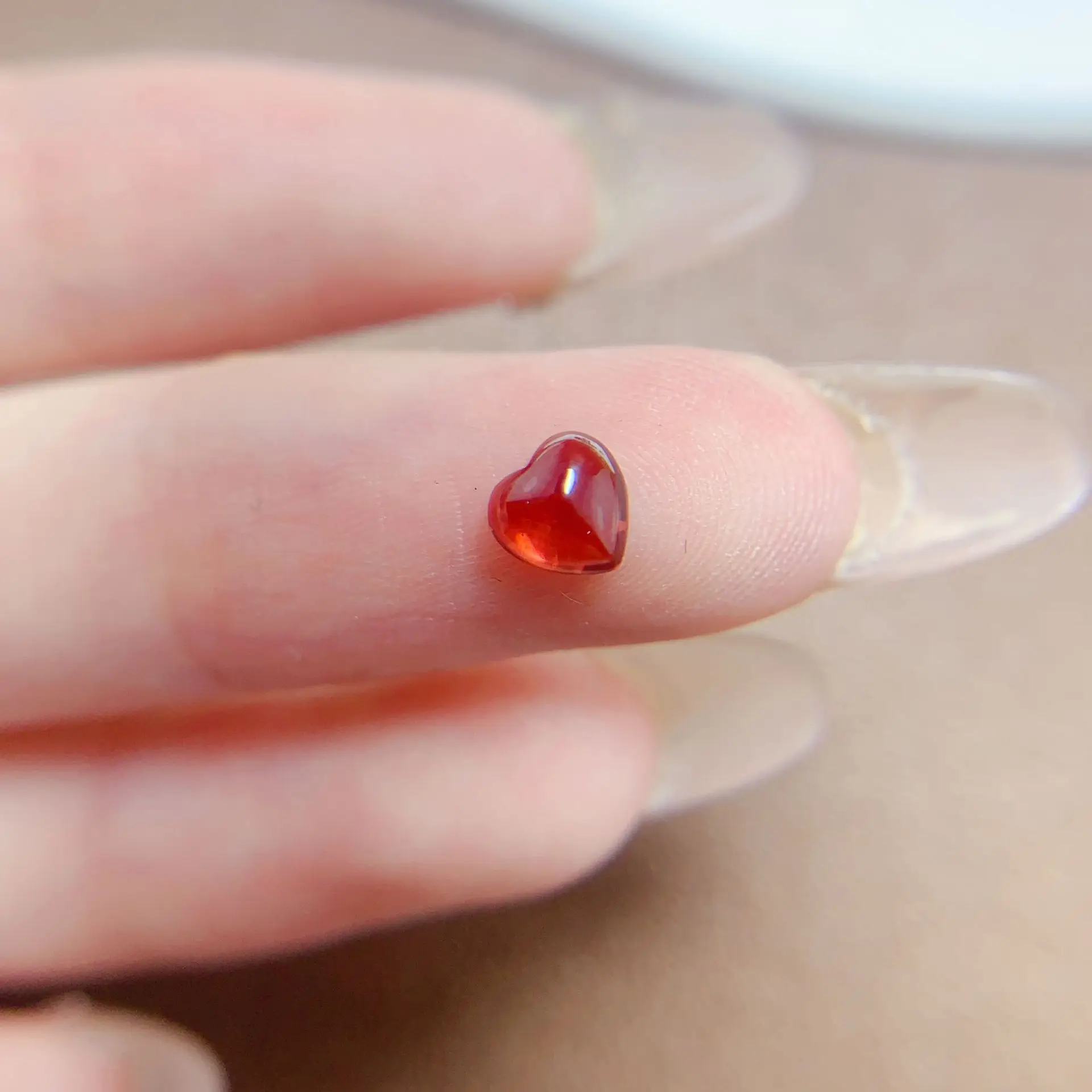 Wholesale 10pcs Natural Garnet Bead Cabochons 6mm Hearts Semi-Precious Gemstone Cabochon Ring Face For Jewelry
