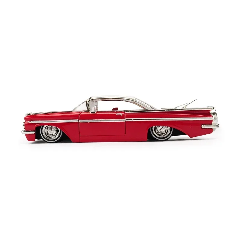 Jada1:24 1959 CHEVY IMPALA Vintage Classic Car High Simulation Diecast Metal Alloy Model Car Chevrolet Toys For Kids Gift