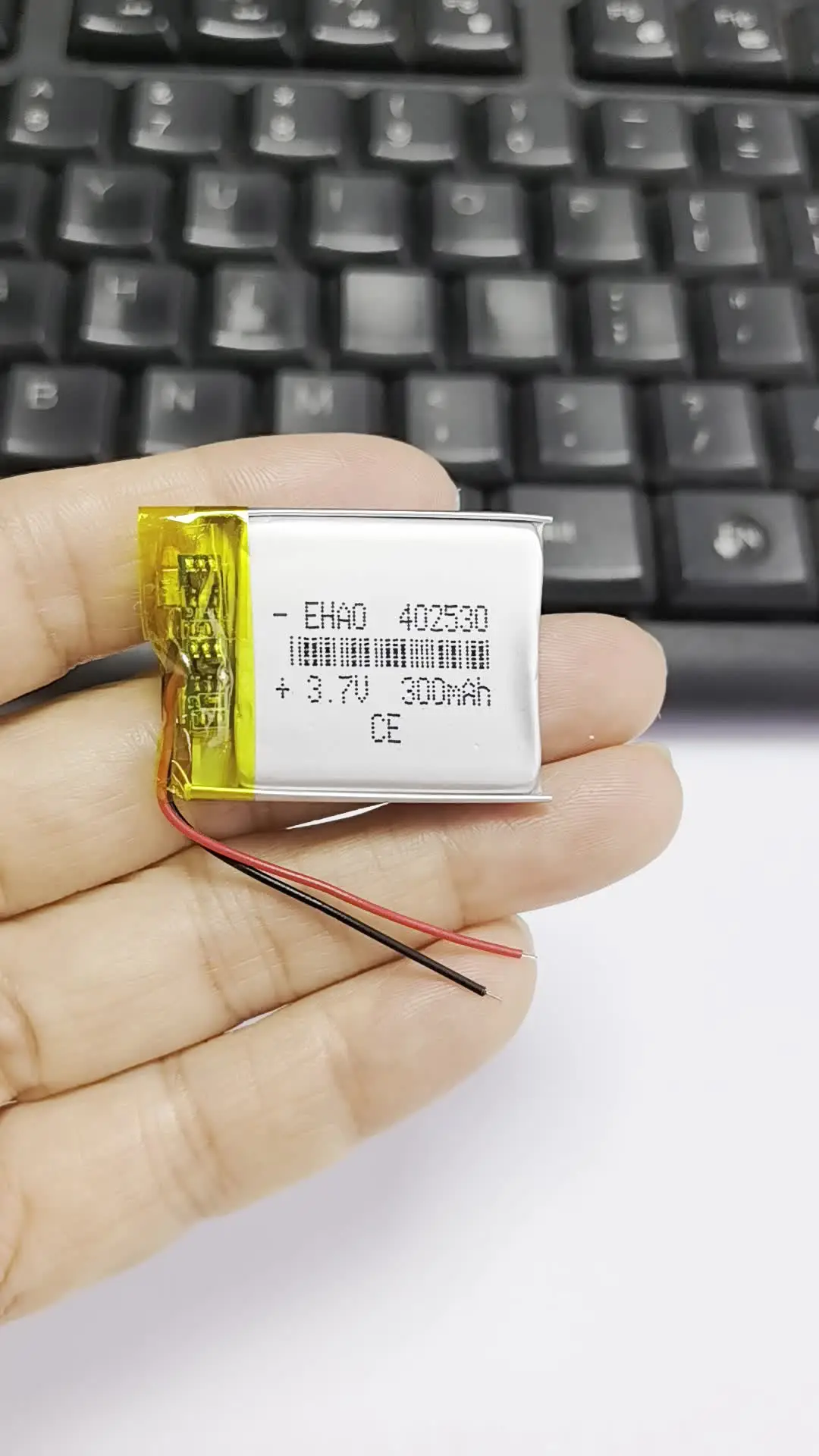 Batterij 301230 LiPo 3.7V 80mAh 0.296Wh 1S 5C Liter Energy Battery voor Elektronica Oplaadbare telefoon Smartwatch klok video led GPS - Niet geschikt voor Radiobesturing 32x12x3mm (80mAh|301230