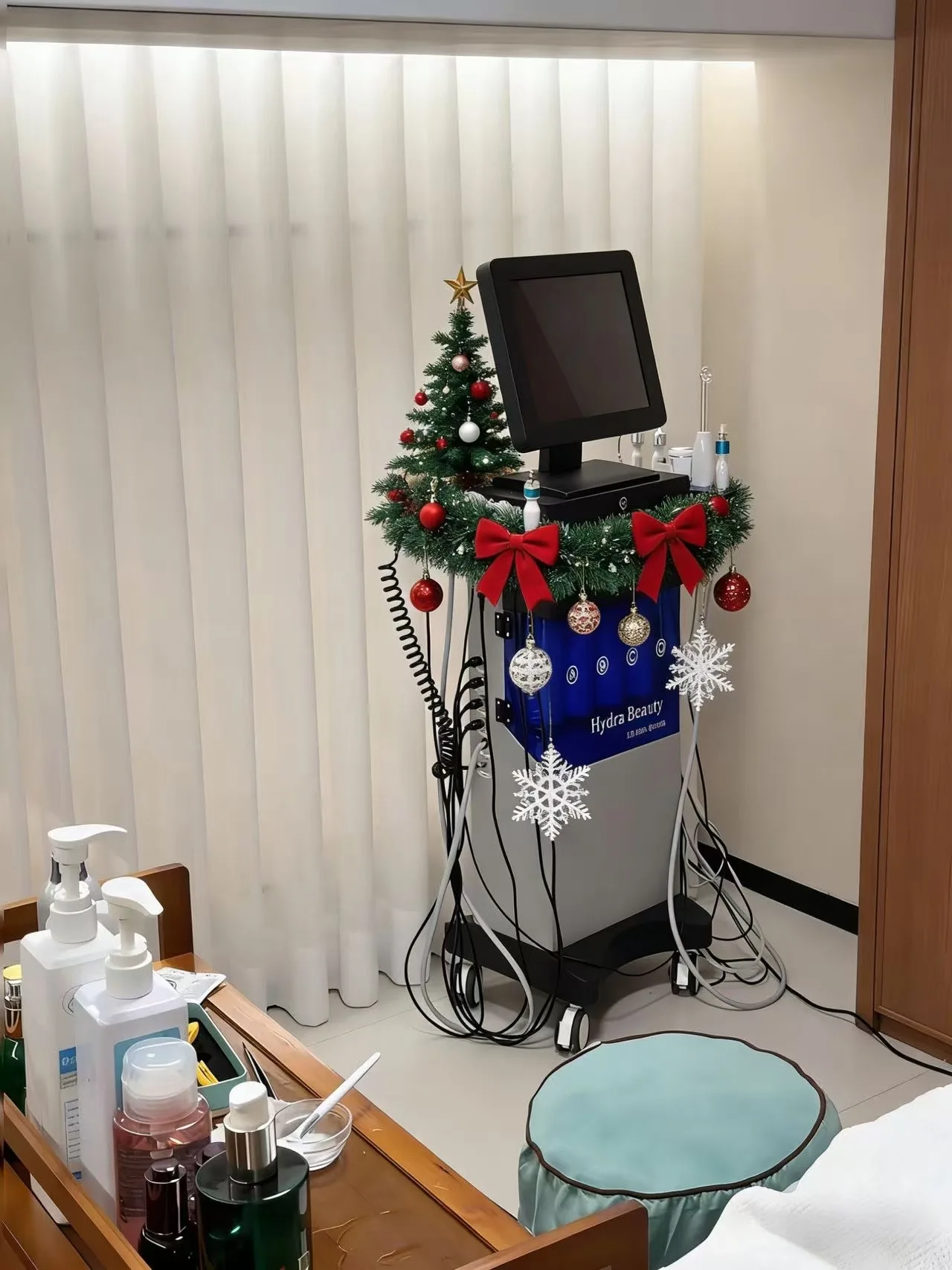 

SLyric 14 In 1 hydra beauty facial Machine Skin Peeling hydra beauty facial Hydradermabrasion Korea Aqua Peel Machine