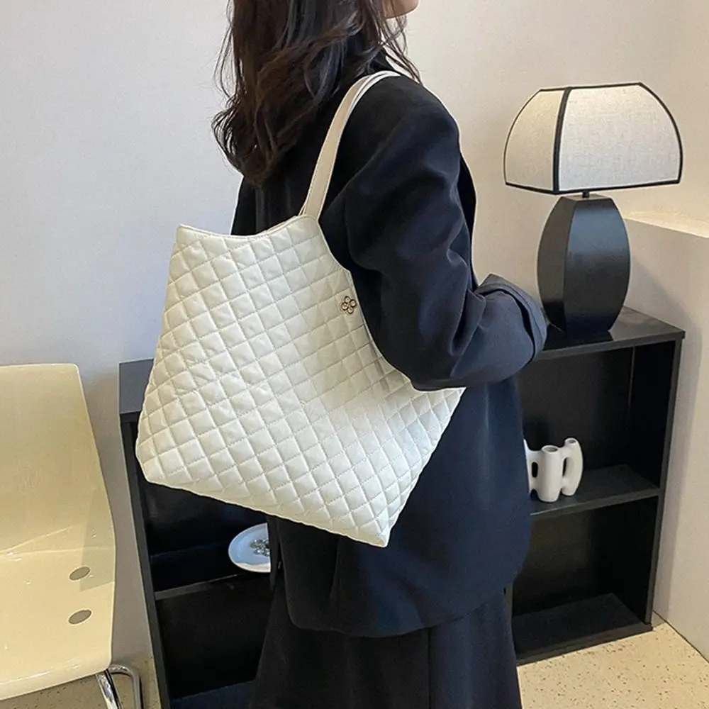 Women Girls Large Capacity Shoulder Bags Female Totes Underarm Bags Casual Shopping Quilted Handbags