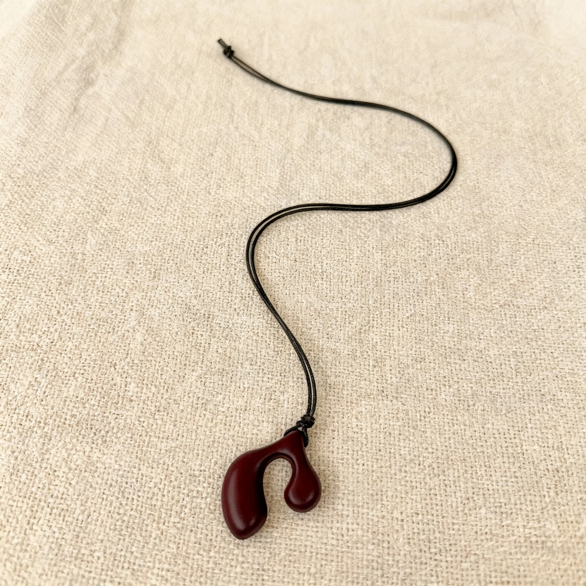 Adjustable Long Geometric Abstract Hollow out Pendant Rope Necklace for Women Perfect for Sweatshirts And Sweaters