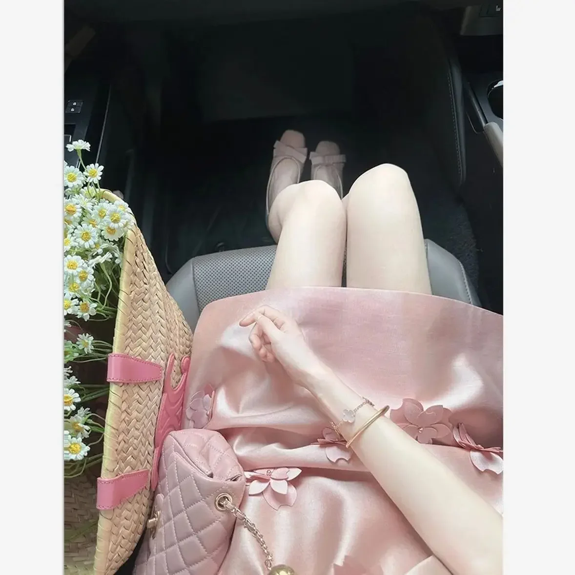 Nieuwe Mode 3D Bloem Satijnen Jurk Vrouwen Elegant DesignO-hals Mouwloos Kralen Zomer Mini Jurken Zoete Roze Vestidos