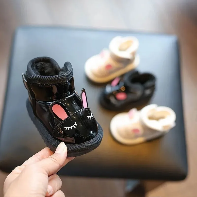 

2025 Winter Fashion New Children's Shoes Exquisite Girls' Cotton Boots Cute Cotton Shoes Soft soled Children's Walking Shoes