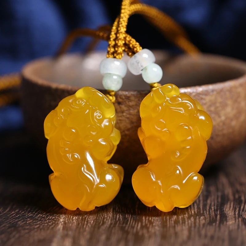 One Nature Yellow Agate Pi Xiu Lucky Beast Pendant Amulet Bless Hanging Chalcedony Talisman