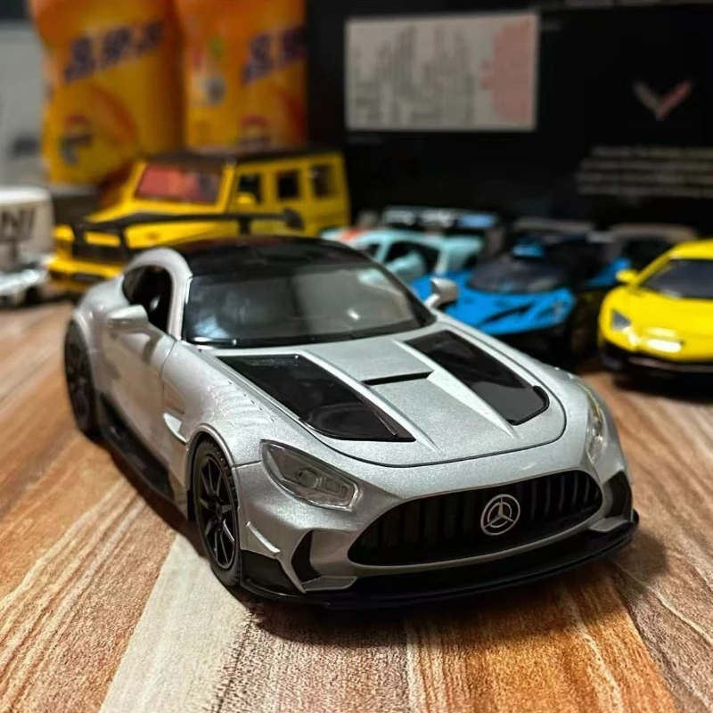 1:22 Mercedes- GTR Sports Car Simulation Diecast Metal Alloy Model Car Sound Light Pull Back Collection Kids Toy Gifts