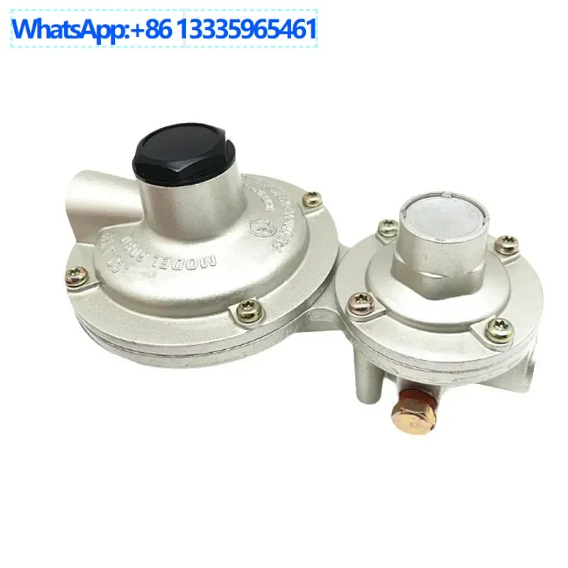 

North American RV Horizontal Propane Two-Stage Regulator with POL Connector