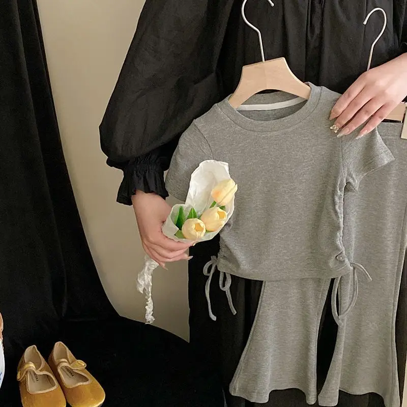 Girls short sleeved set summer outfit 2025 new baby trumpet pants ultra thin casual two piece set T shirt