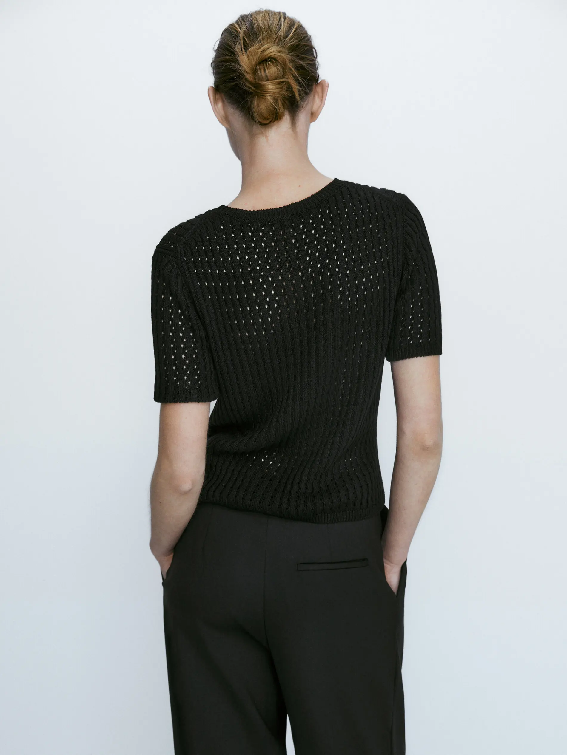 Ethereal MD 2025 massidutti nuovo stile estivo di T-shirt lavorata a maglia scavata a maniche corte nera casual e alla moda da donna