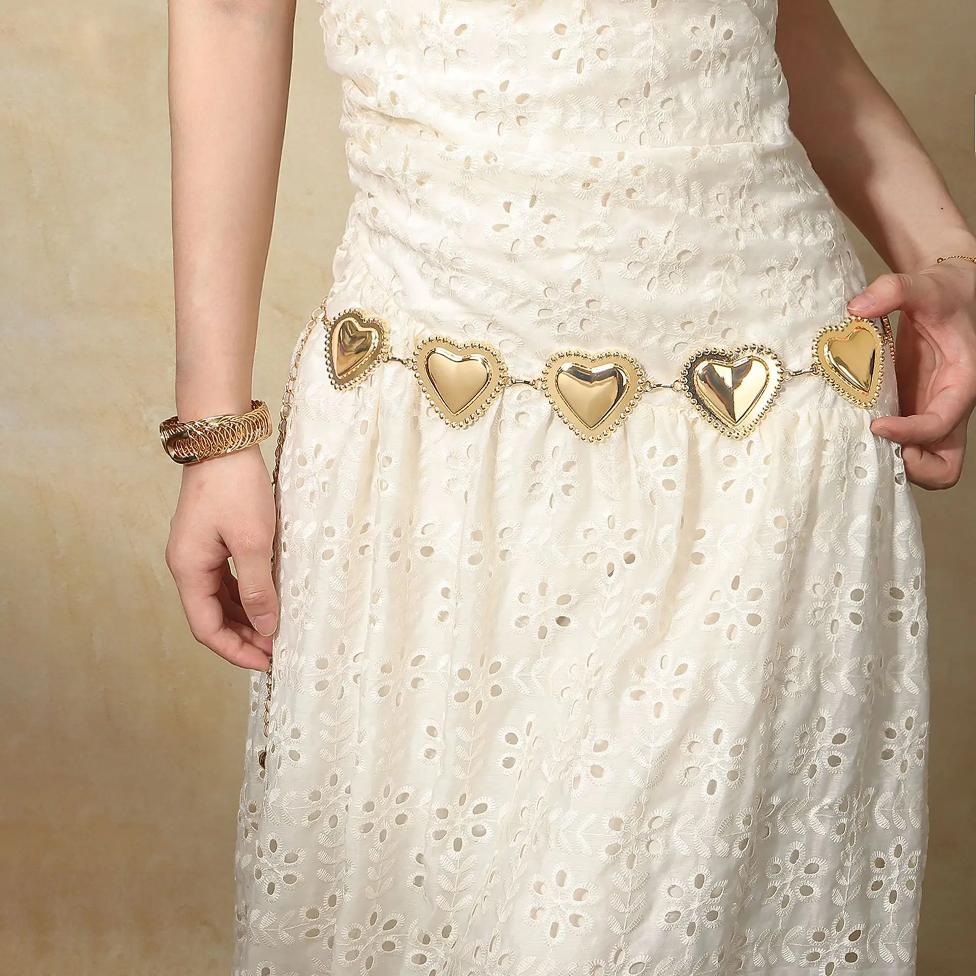 

Женский металлический пояс, новая поясная цепочка в форме сердца, декоративное платье, летнее пляжное модное платье для отдыха, корейский темперамент, США