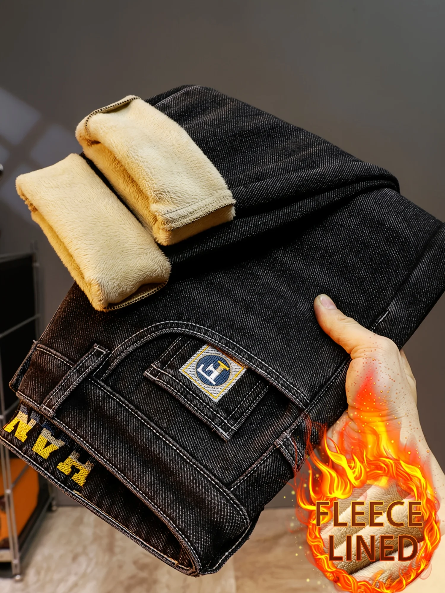 2026 winter new men's wool lined thickened warm straight leg jeans windproof elastic slim fit pants fashionable black denim pant