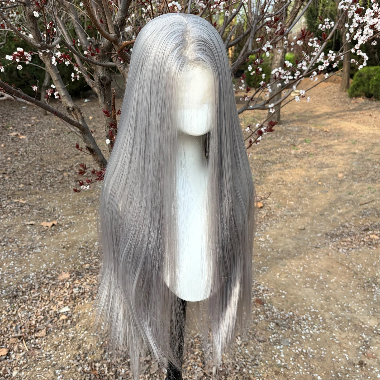 ストレートグレーレースフロントウィッグ-13×4-グルーレス耐熱合成ウィッグ-自然なヘアライン付き-合成毛コスプレウィッグ-26インチ