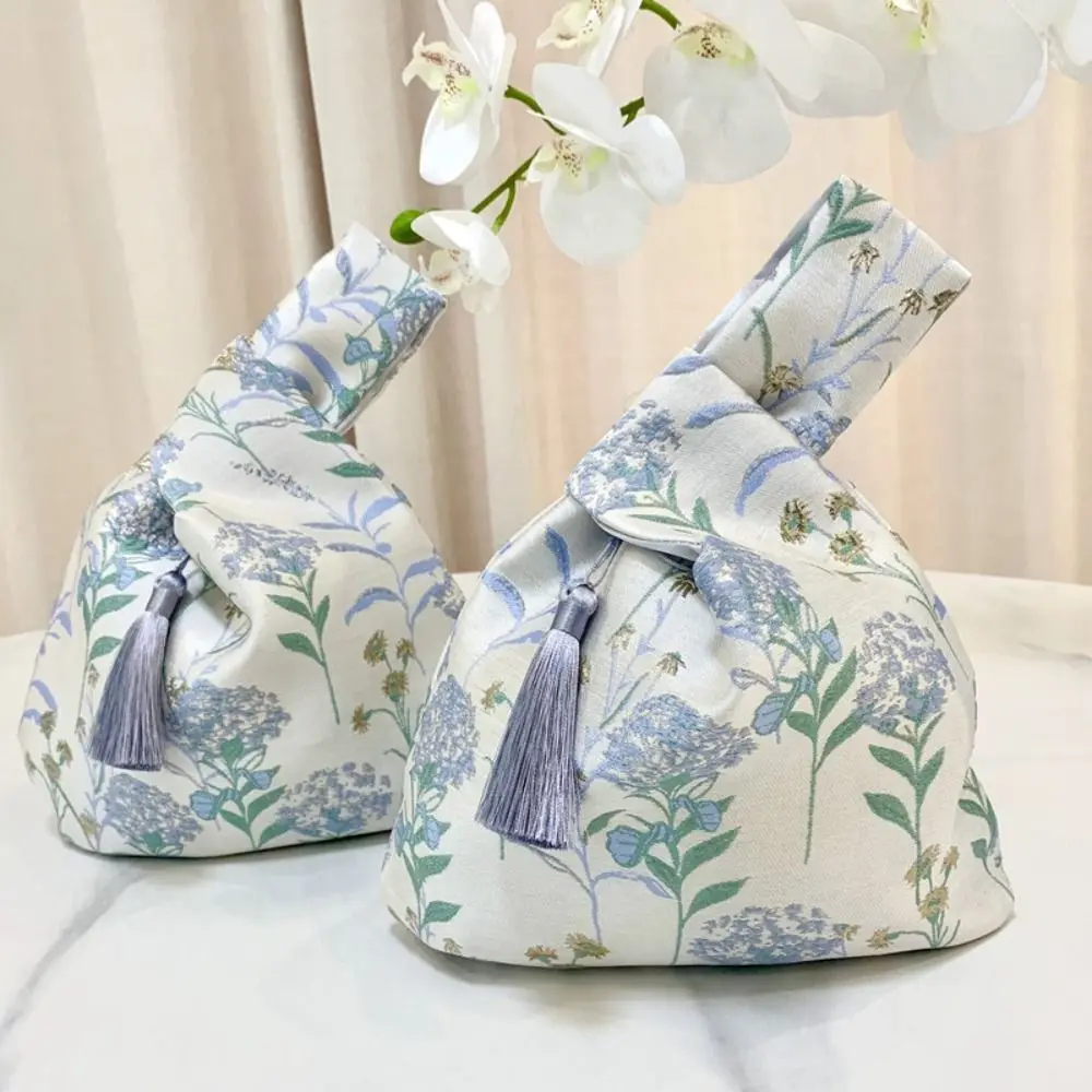3 kolory torba na nadgarstek z frędzlami w stylu chińskim wisiorek z frędzlami etui na prezent akcesoria Cheongsam imitacja jedwabiu haft torebka Hanfu
