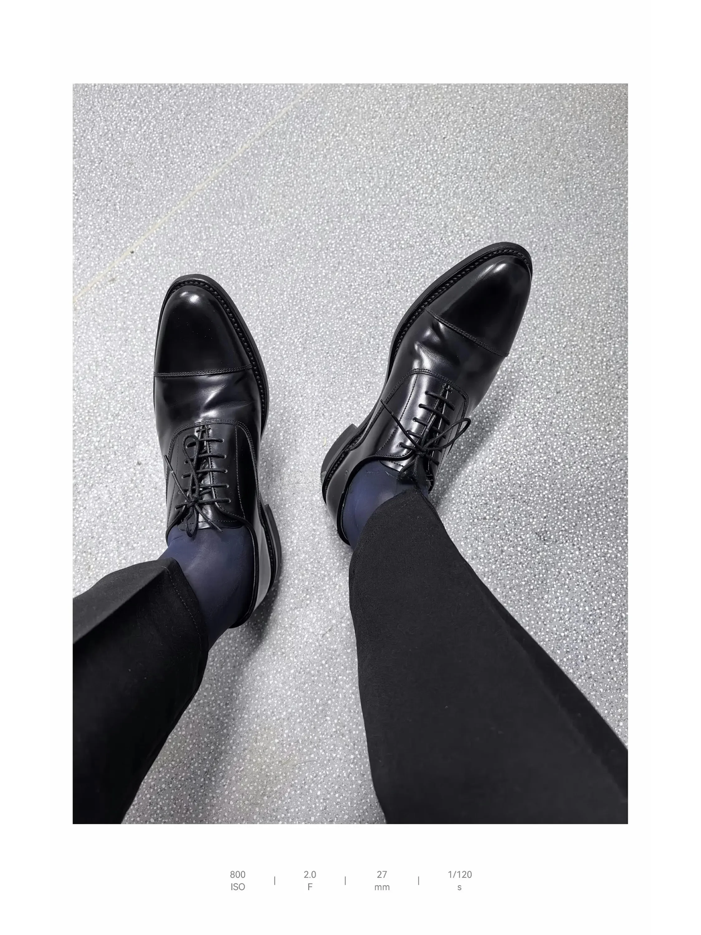 Groom's Fashionable Oxford Shoes Bright Leather Men's Shoes Business Formal British Style  Shoes Low Heel Sharp Point
