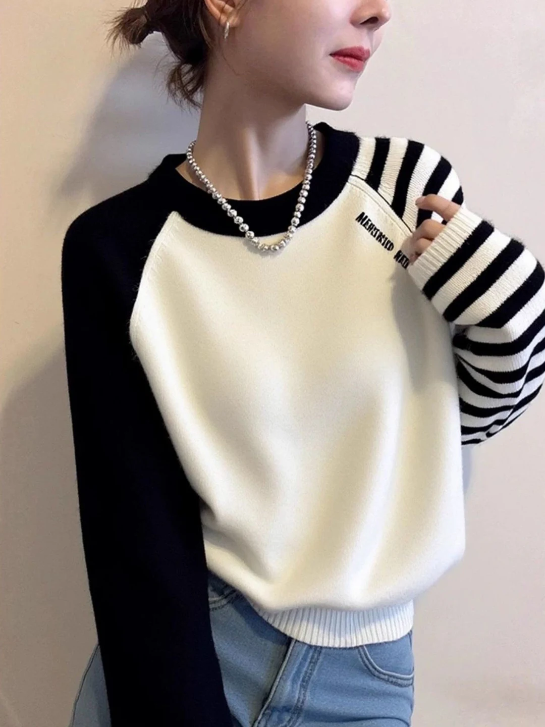 

Women's Knitted Stripe Sweater Bla White Color Blo Spring Autumn Faion Slimming Korean Sle Top Soft Long Sve round...