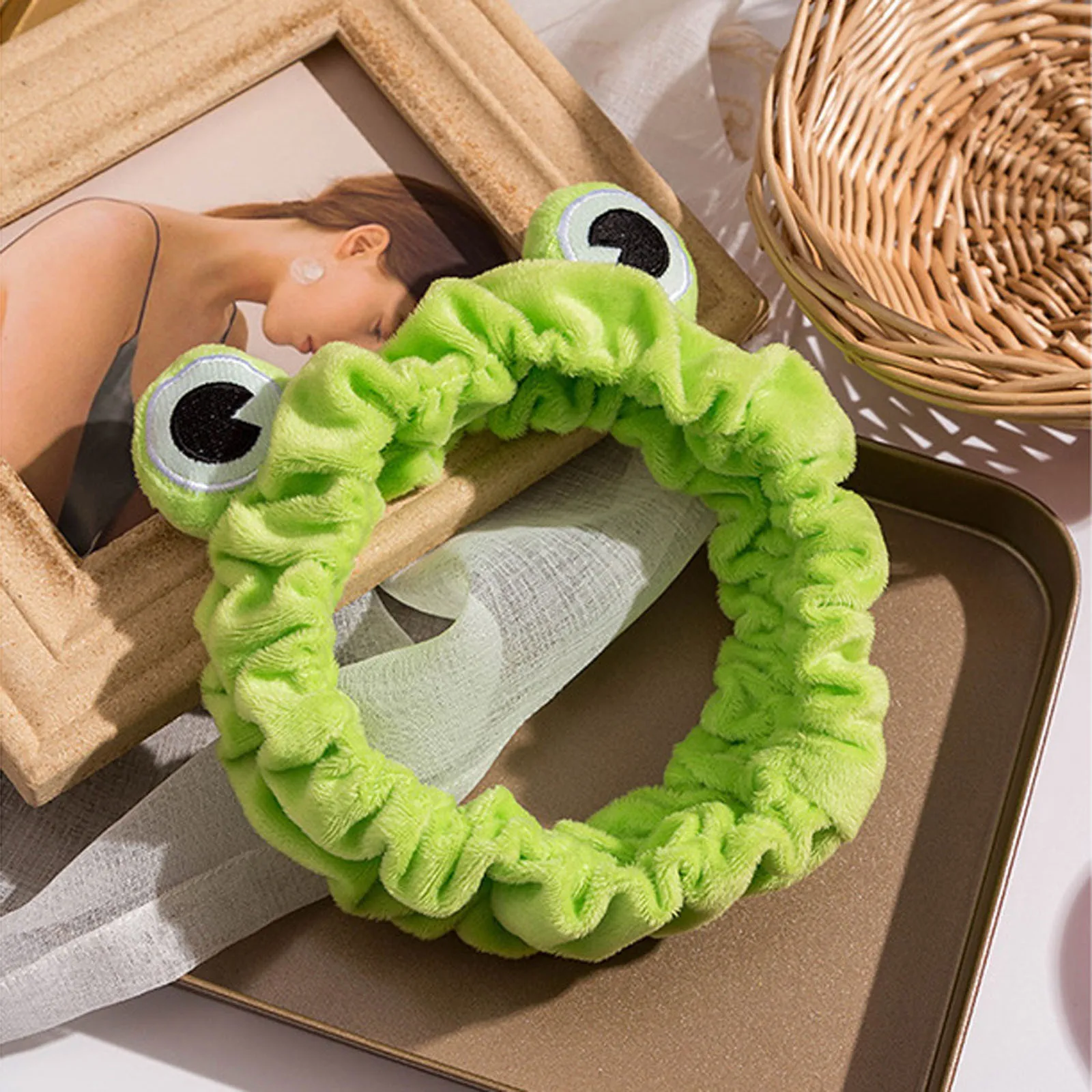 Green Headband Alien Cosplay Costume Accessories Anime Three-eyes Monster Hair Bands Cute Funny Cartoon Hairbands Girl Women