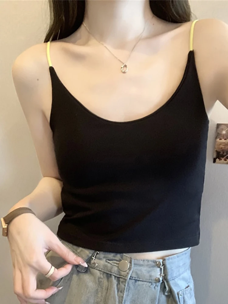 Gilet bianco con cinturino da donna Estate 2025 Nuovo abbigliamento interno con imbottitura sul petto Capispalla Reggiseno Inteated Svel Top Faion Trend