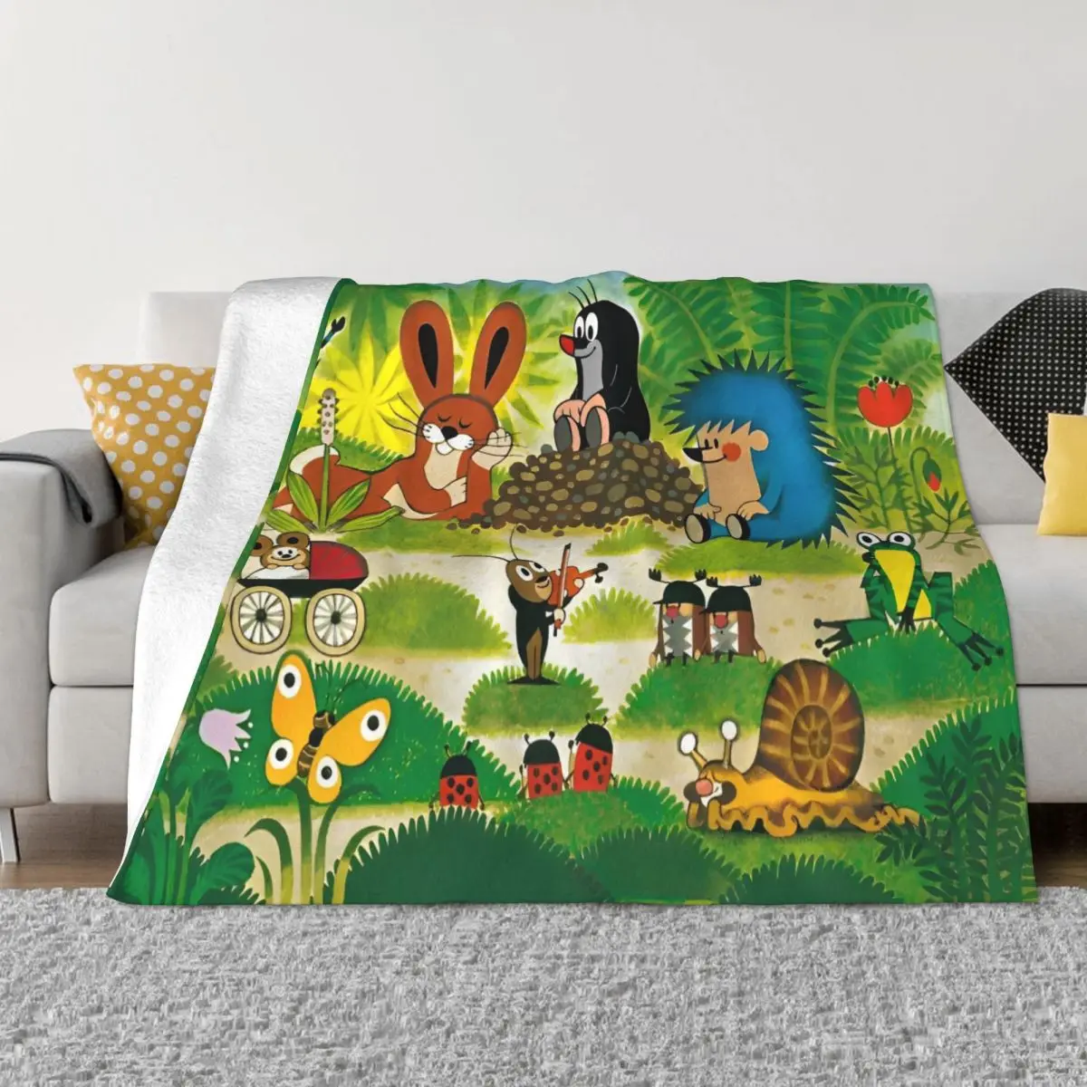 

The Little Mole Blanket Cartoon Friends Together Flannel Throw Blankets Summer Air Conditioning Personalised Soft Warm Bedspread