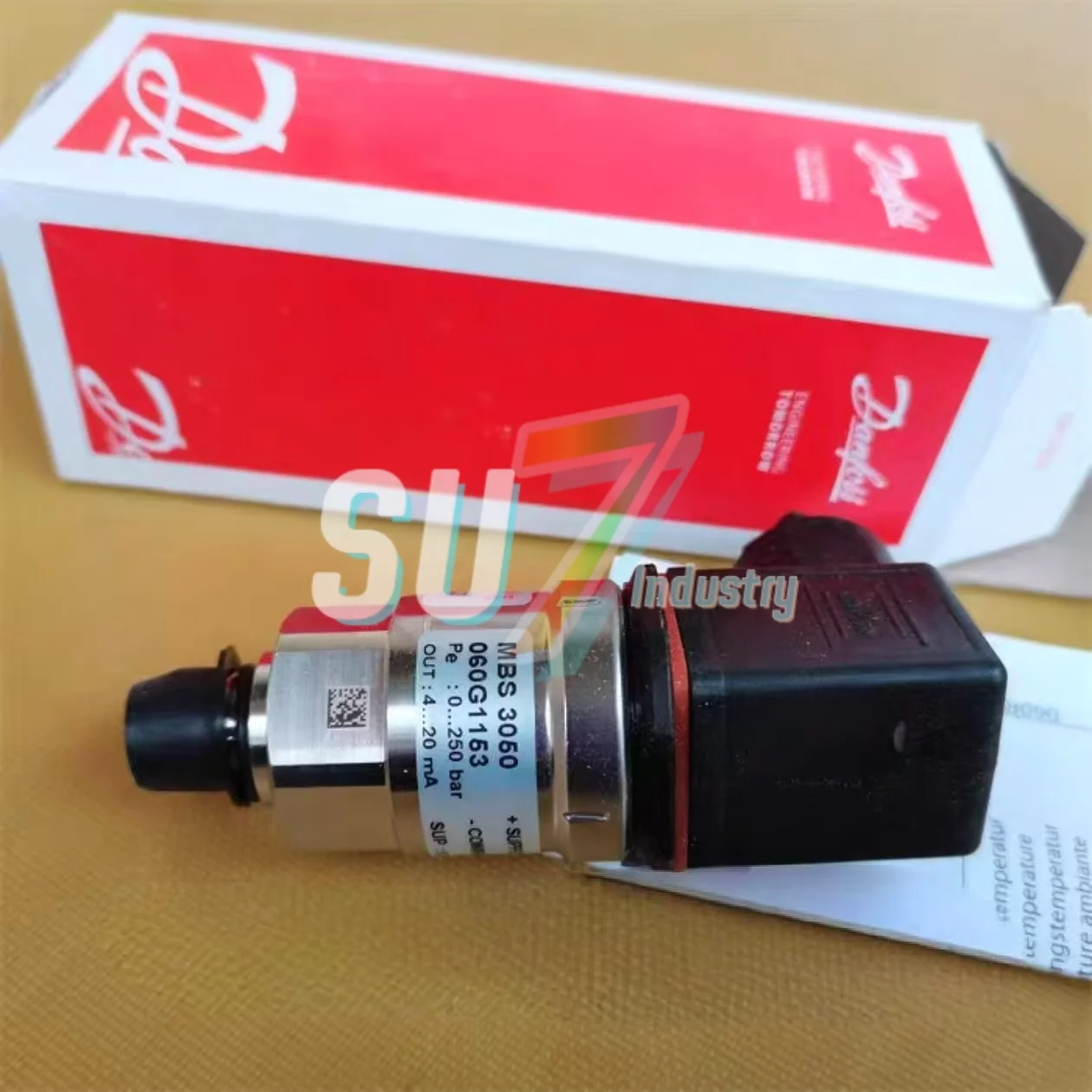

Pressure Transmitter 060G1153 New In Box