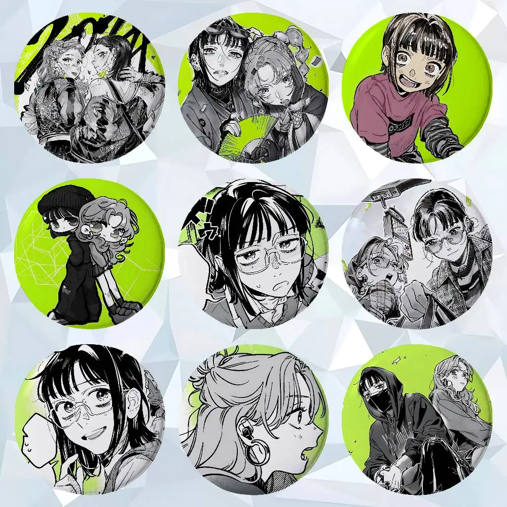 The Guy She Was Interested In Wasn't A Guy Tinplate Round Lapel Cute Badge Brooches For Shoulder Bag Accessories, Souvenir Gifts