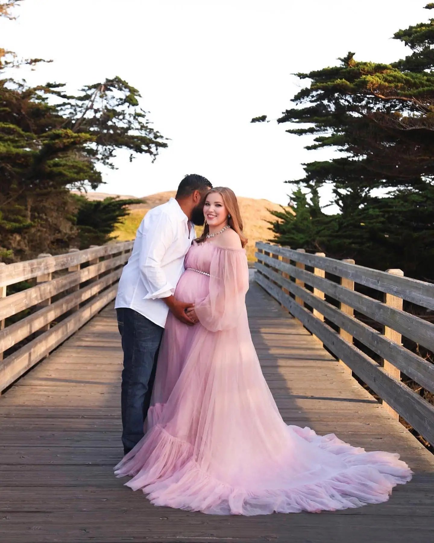 Sexy Off Shoulder Fluffy Prom Dresses for Photo Shoot or Baby Shower Custom Made Sweep Train Maternity Robe Photoshoot Gown