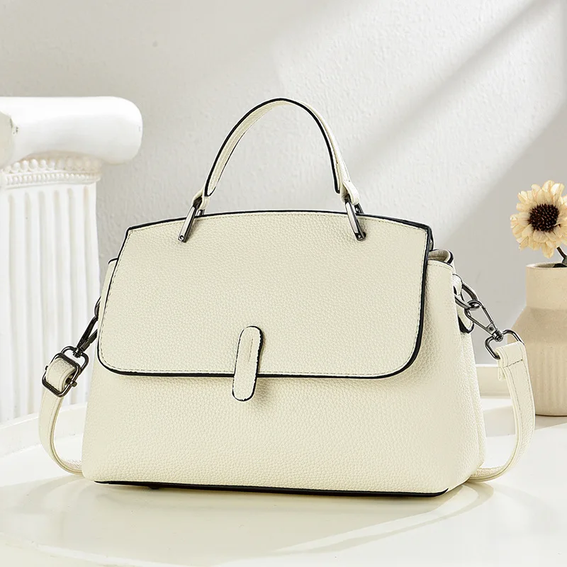 

2025 New Women's Handbag Crossbody Bag Shoulder Bag Commuting Versatile Small Batch Design Medium Hardness Daily Use
