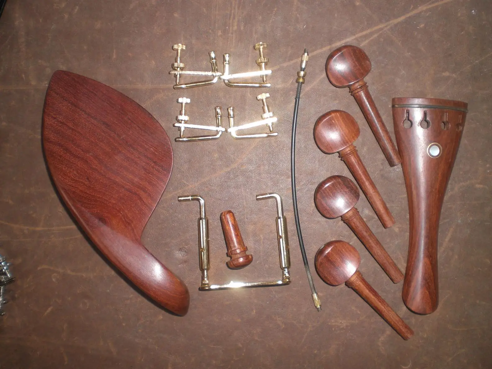 مجموعة واحدة من كمان خشب الورد مع 4 موالفات دقيقة، 1 قطعة مشبك ذهبي، 1 أمعاء ذيل الكل في حجم 4/4 #2