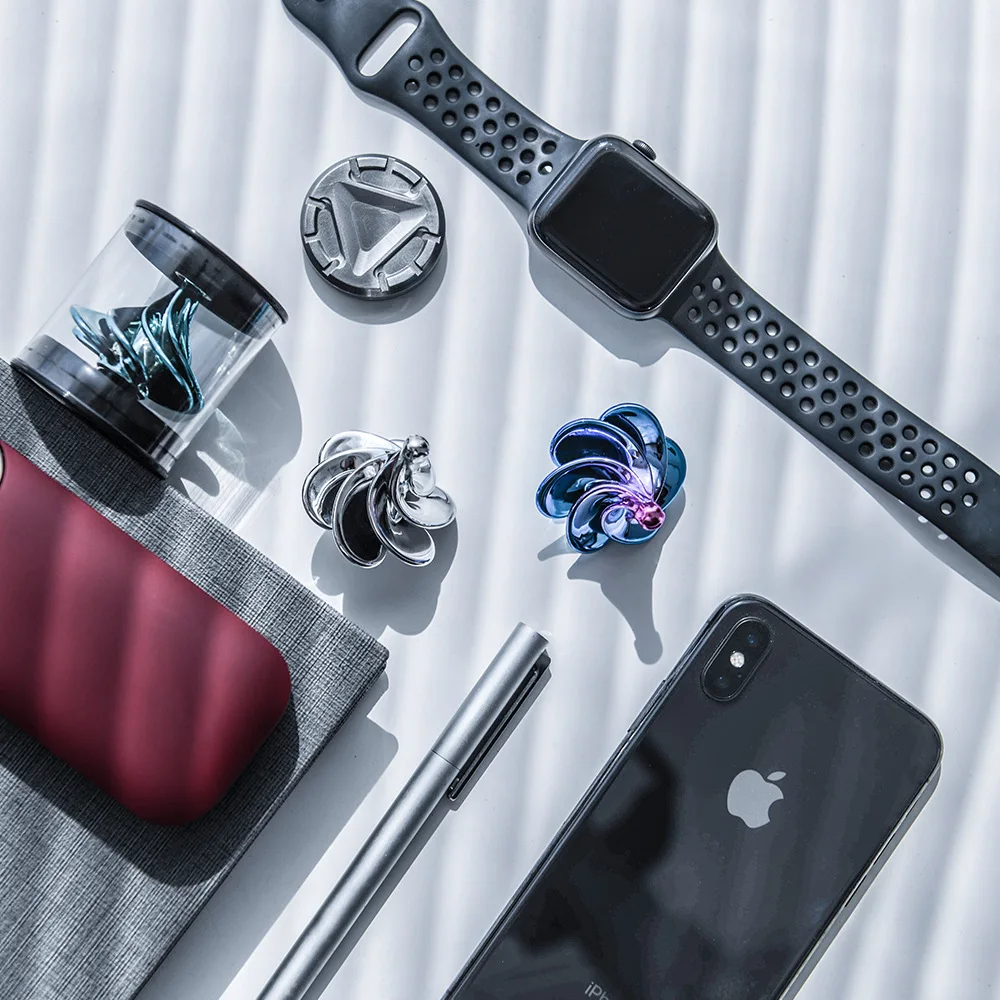 子供のための面白い風の毛布のポケットのおもちゃ、そわそわそわ運動運動、大人のストレス解消おもちゃ、誕生日のクリスマスギフト、回転、デスク