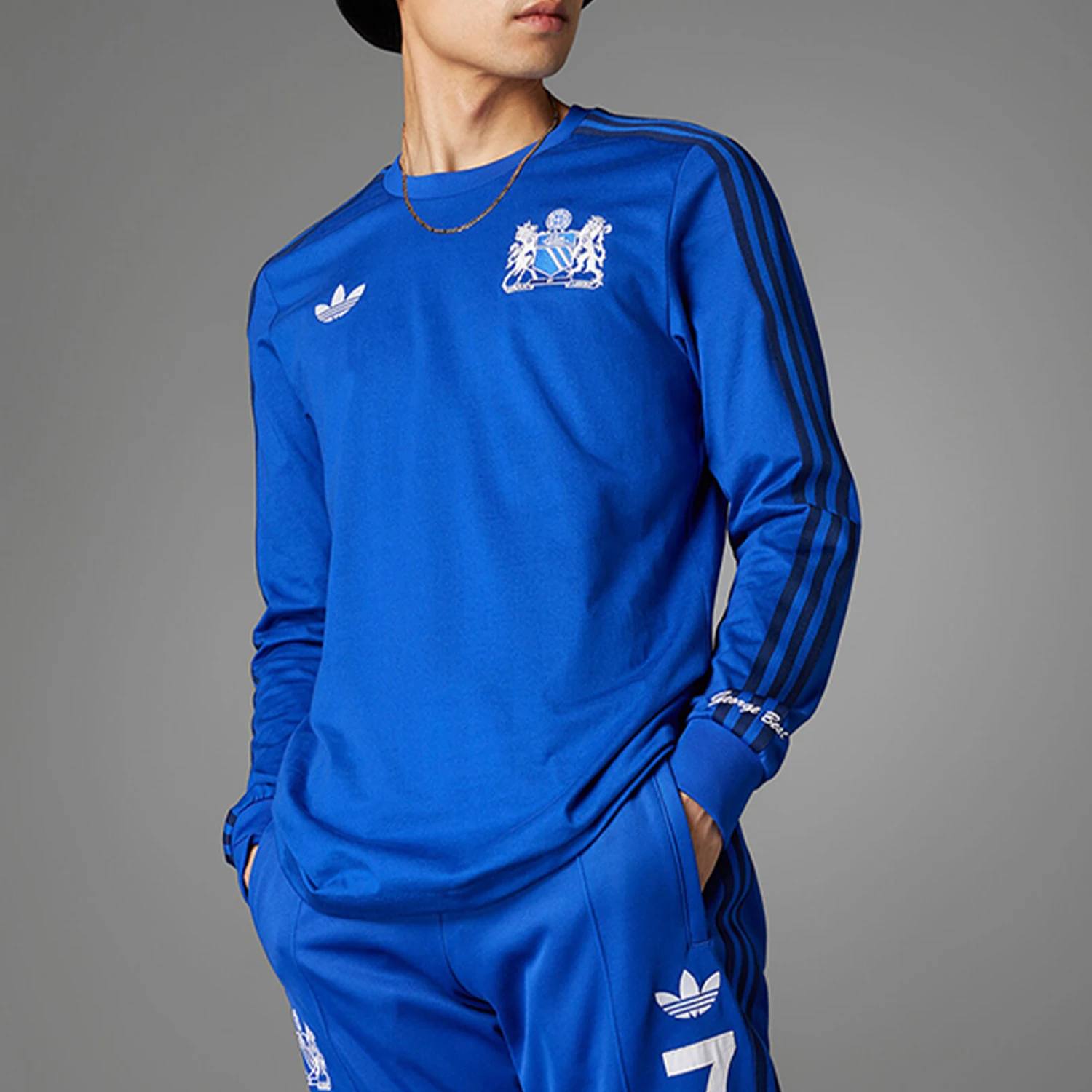 

Мужская футболка Adidas Originals Three-Leaf Clover с круглым вырезом, свободного кроя, с длинными рукавами, для тренировок IV7536