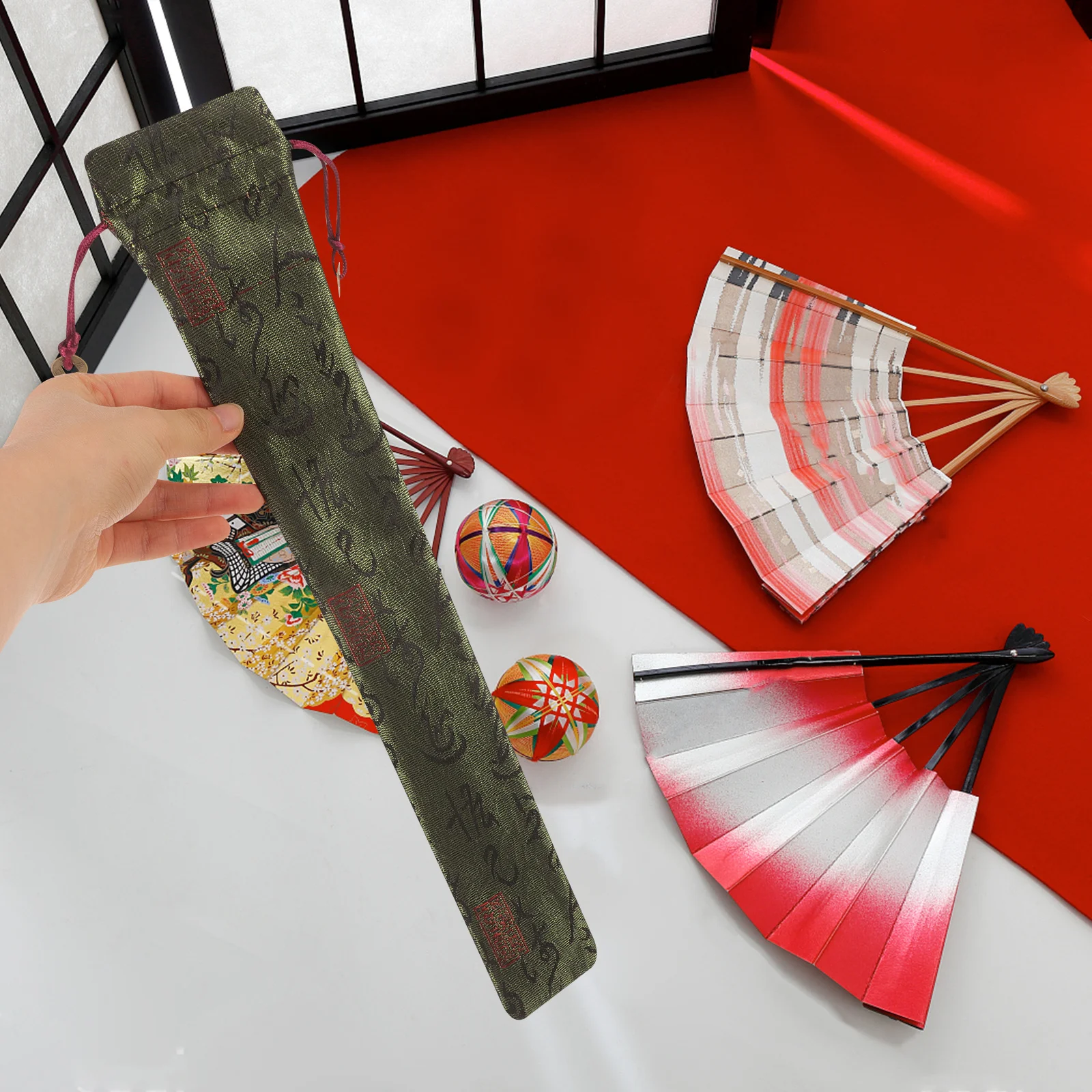 

4Pcs Folding Fan Pouches Premium Cloth Storage Bags Portable Lightweight Folding Hand Fan Holder Organizer for Gifts Weddings