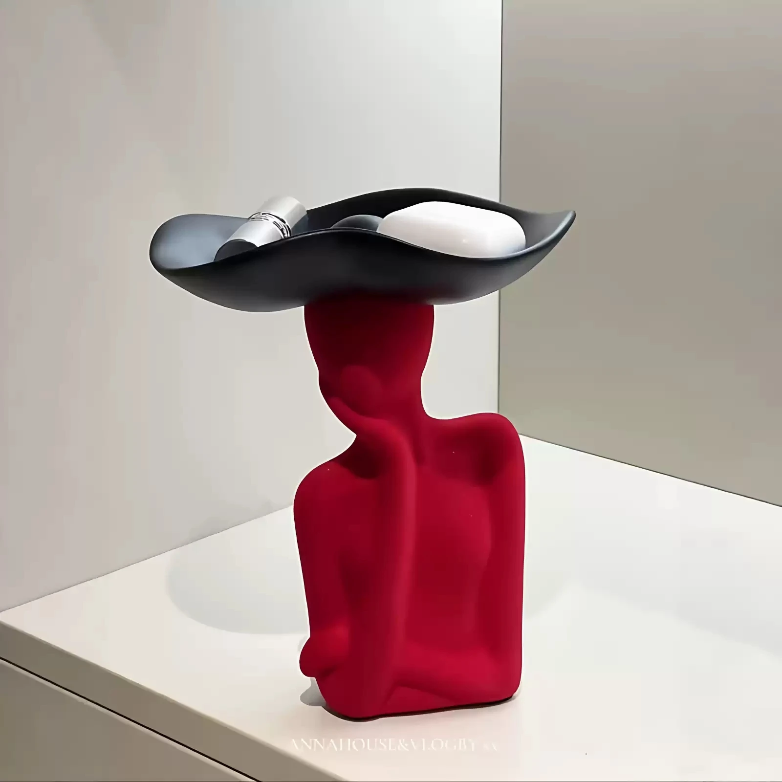 赤いフロッキーセラミック製のlove花瓶、抽象的な形のトレイ、玄関の家の装飾、新築祝いの贈り物