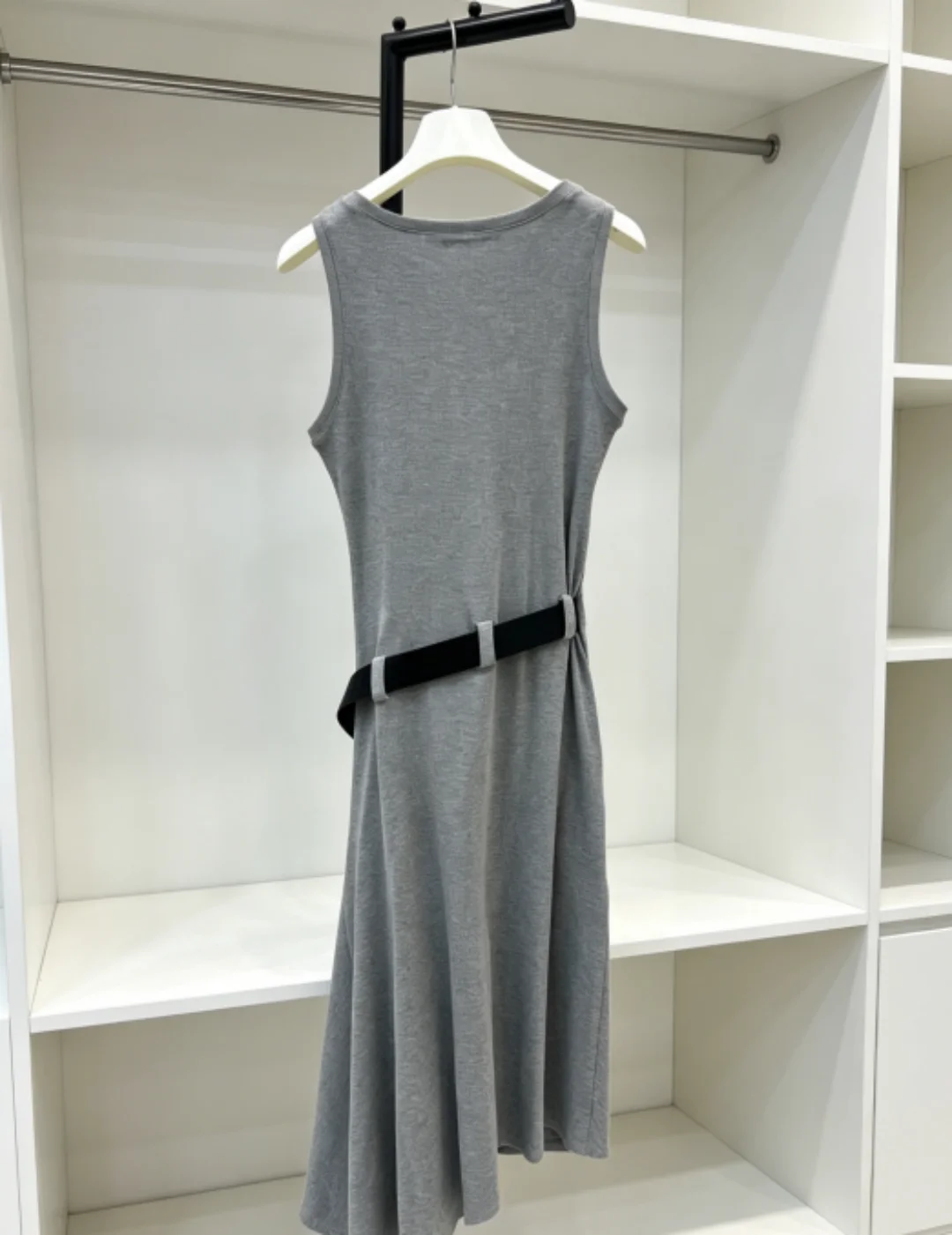 

High Quality Women's Casual Fashion Embroidery O-neck Belt Summer Tank Dress