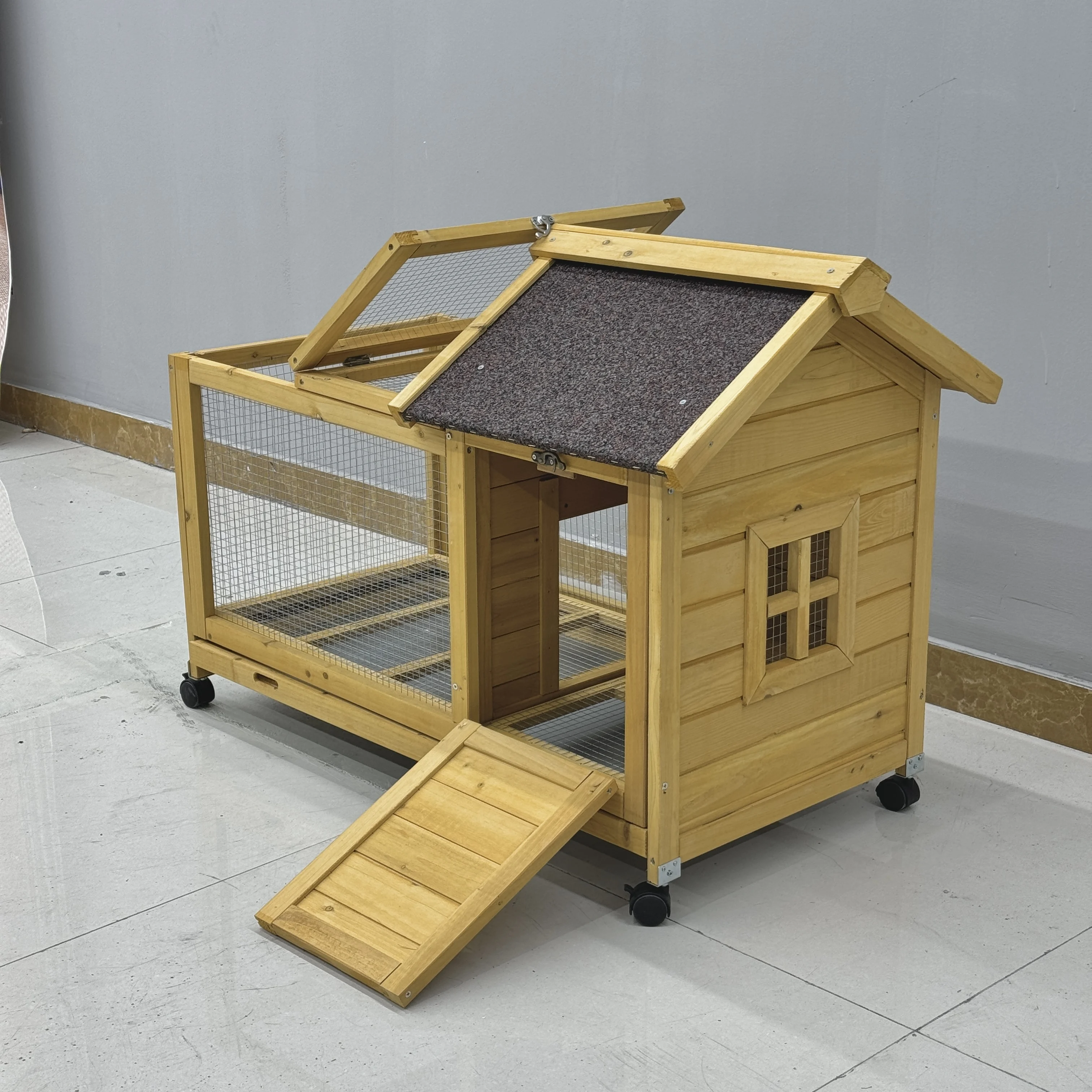 Indoor Outdoors Chicken House With Wire Mesh Metal Running Cage Sustainable Pine Wood Bird Coop Birds Rabbits Outdoor Use