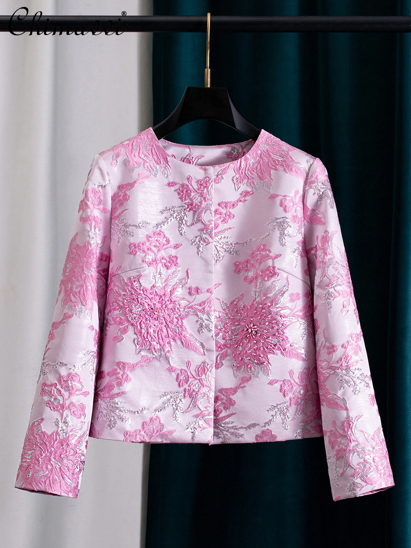 

Элегантные темпераментные жаккардовые куртки в китайском стиле с бисером и пайетками, круглым вырезом и длинными рукавами, универсальные розовые короткие куртки для женщин, весна 2026 г.