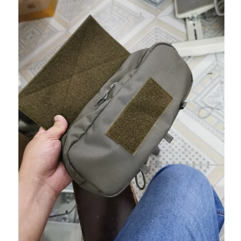 سترة تكتيكية ألمانية من SEK مع ملحقات مختلفة #4